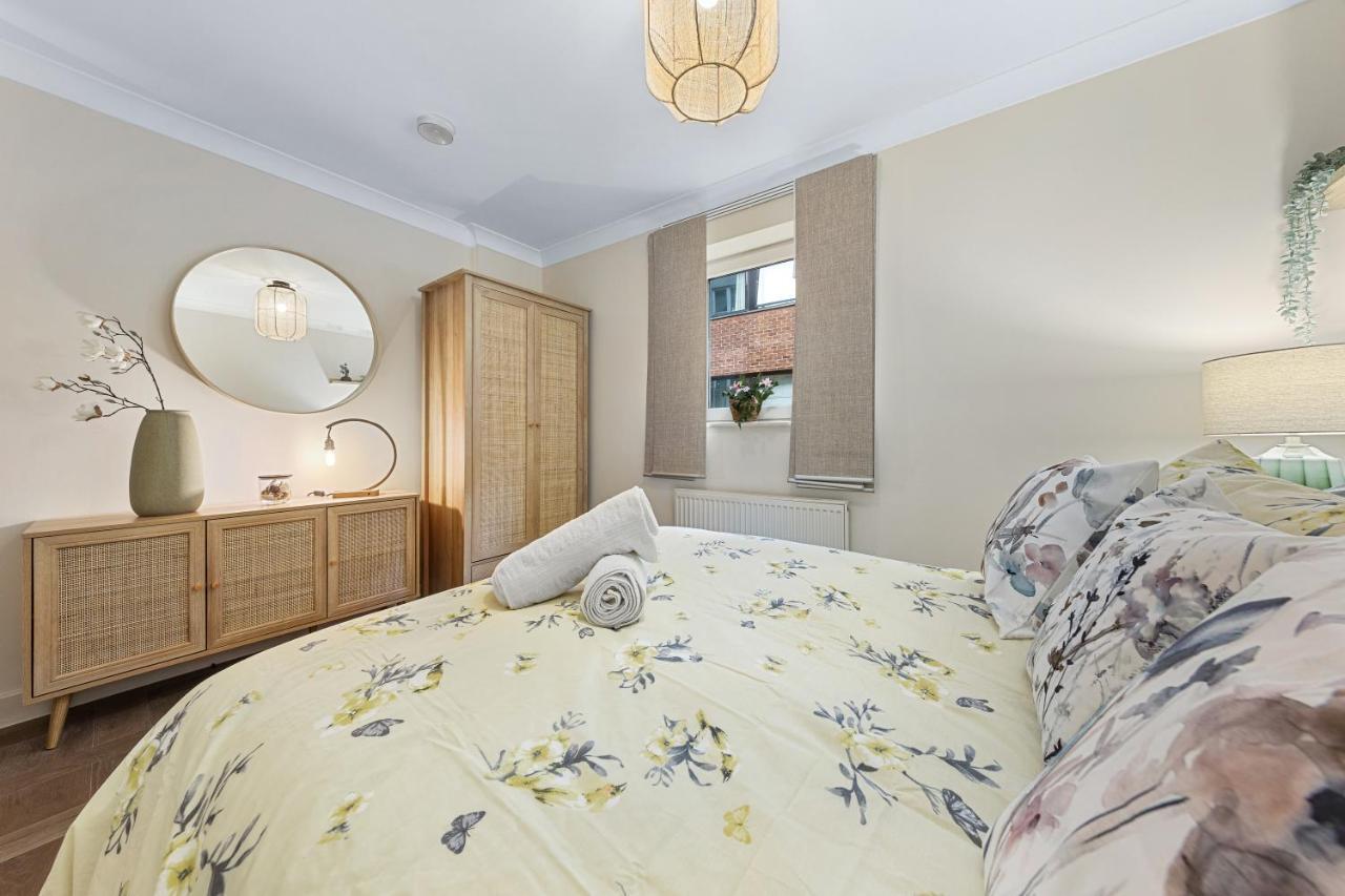 Tranquil 2 Bedroom Apartment Close To St. Paul'S Cathedral London Bagian luar foto
